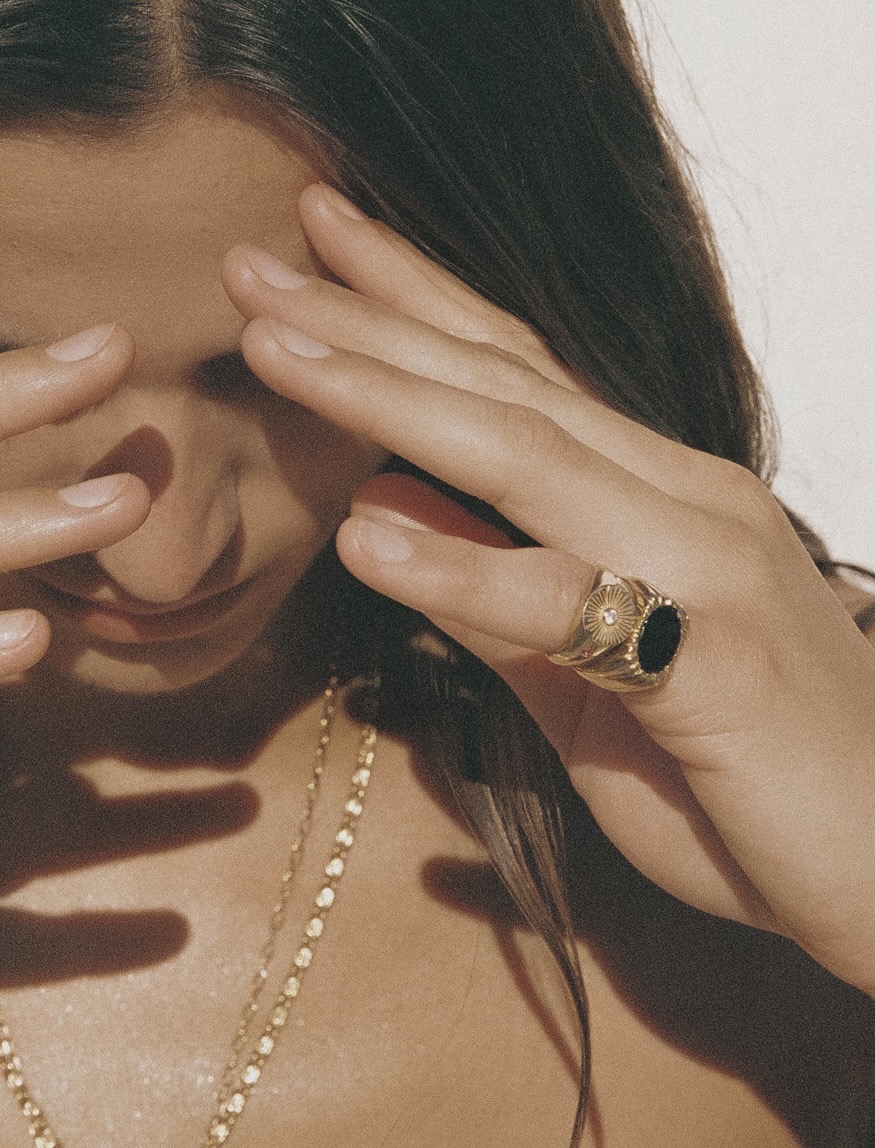 The Sunst Stone Ring